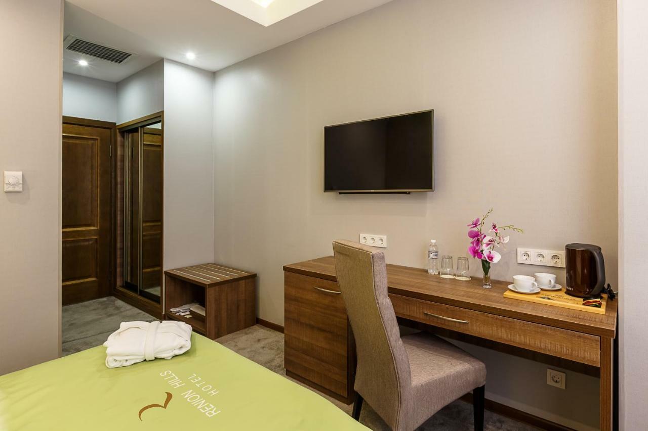 Renion Hills Hotel อัลมาตี ภายนอก รูปภาพ